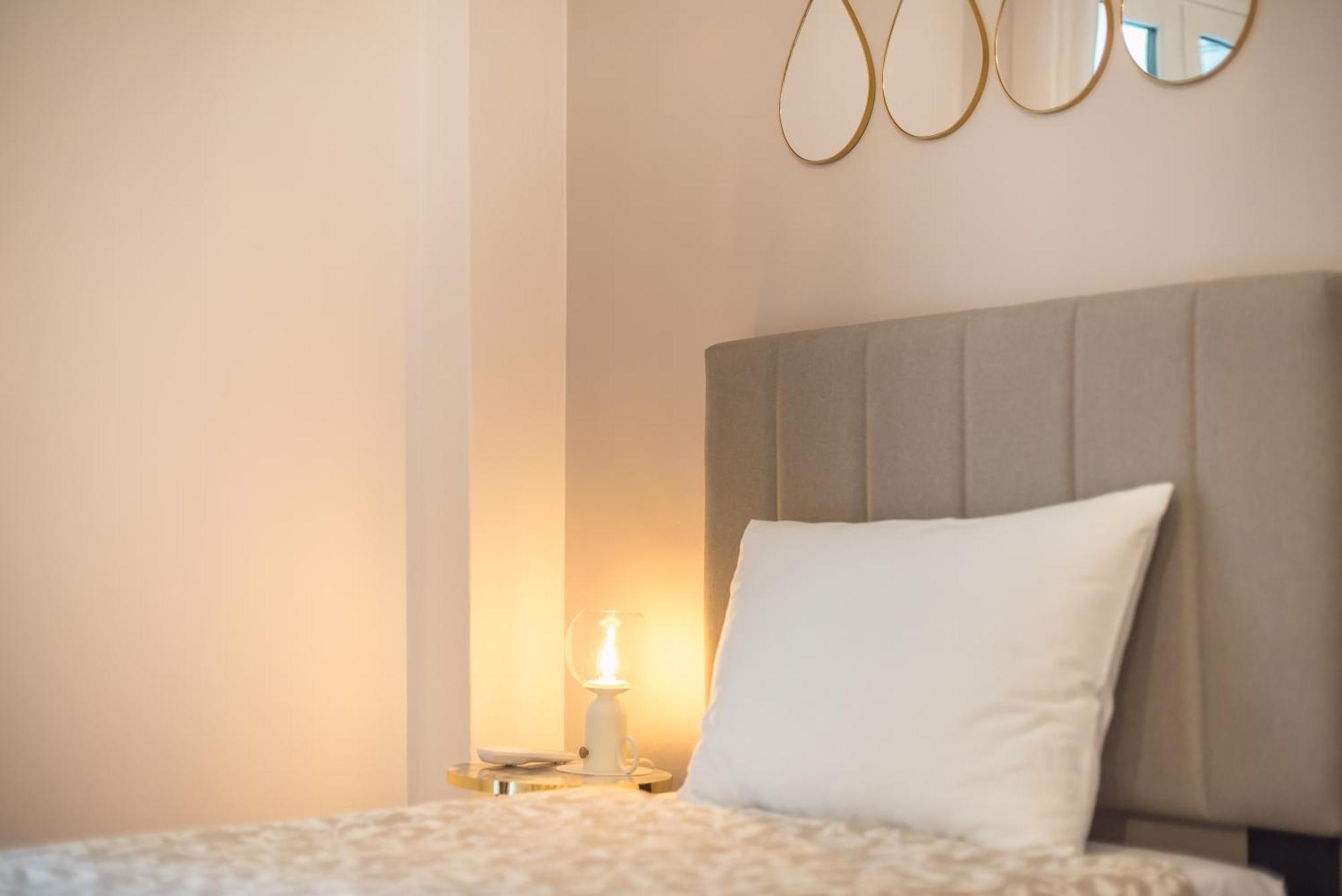 Golden Comfort By Greece Apartments Атина Екстериор снимка