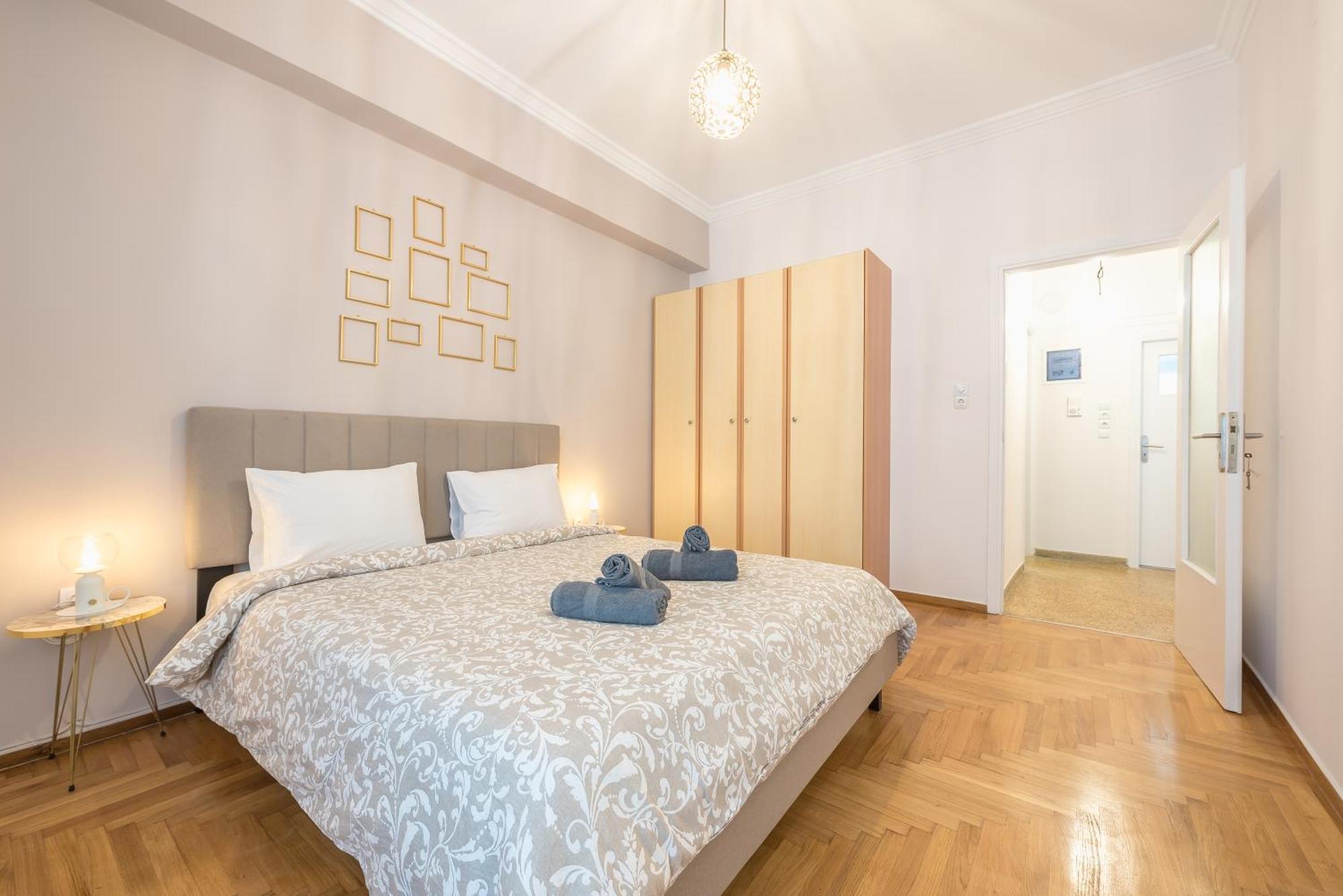 Golden Comfort By Greece Apartments Атина Екстериор снимка