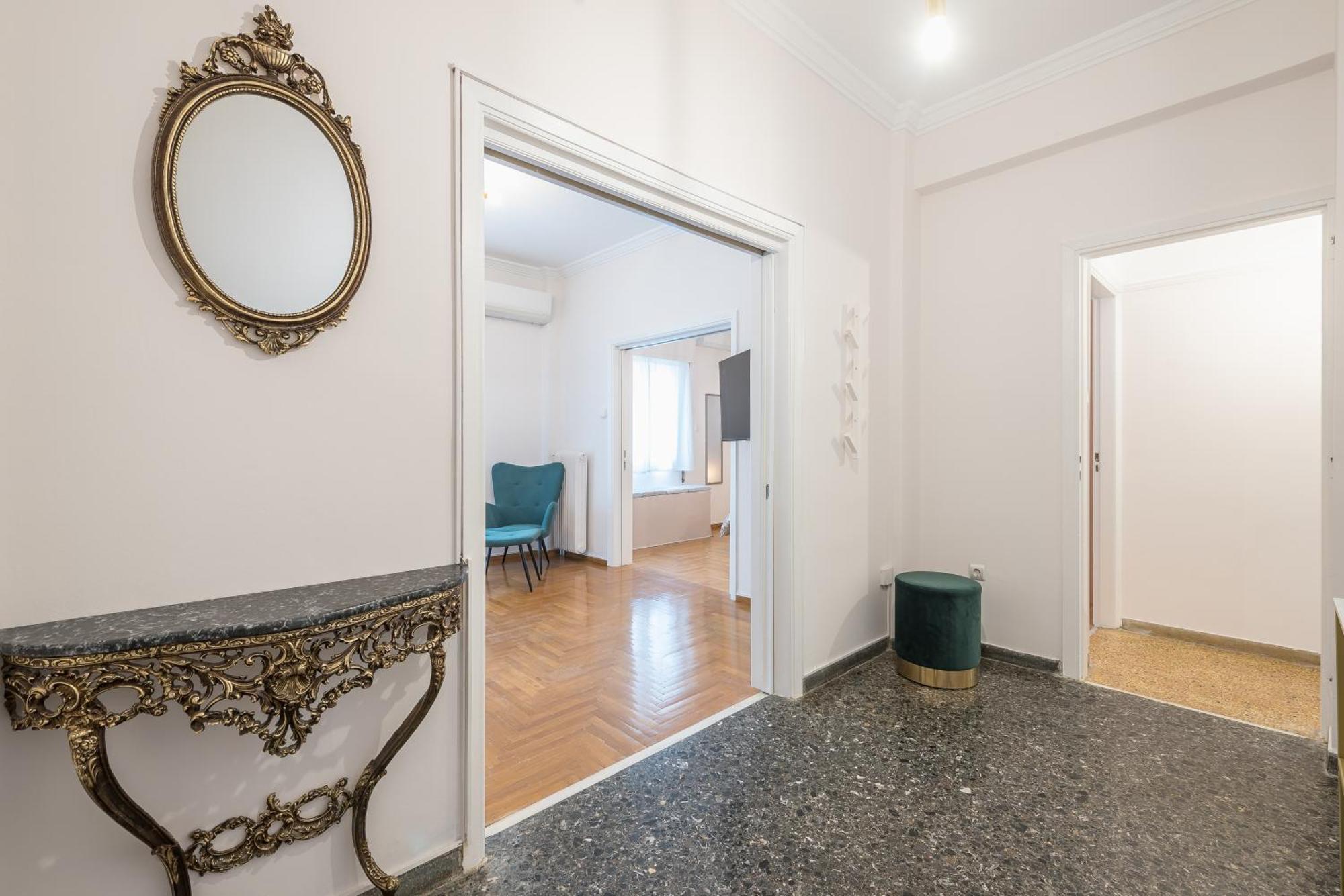 Golden Comfort By Greece Apartments Атина Екстериор снимка